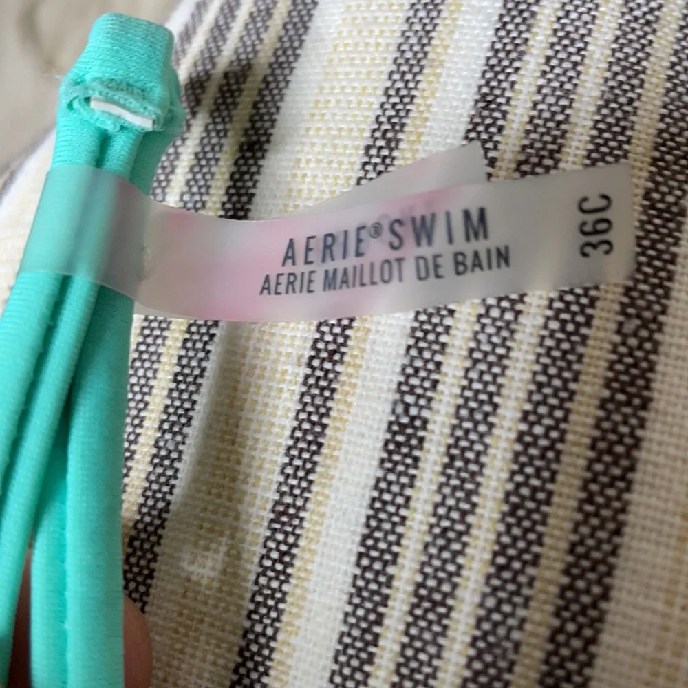 New Aerie Swim Halter Bikini Top 36C Multicolor - Picture 2 of 10